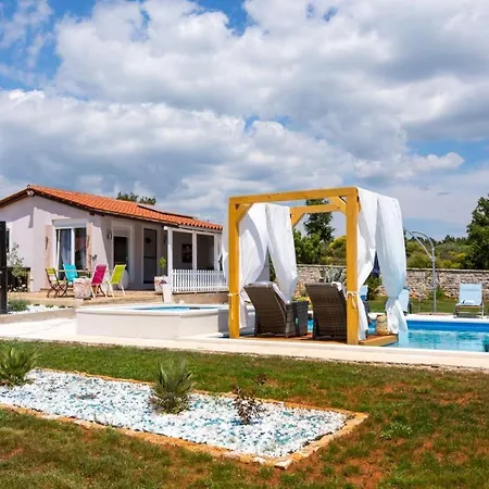 House Bilos * Воднян