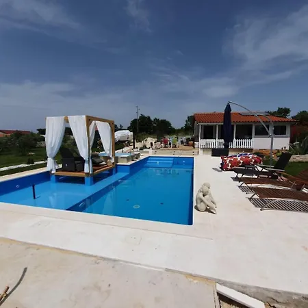 Апартаменты House Bilos