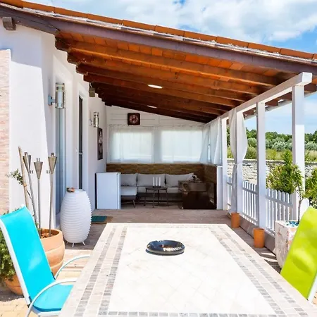 House Bilos Апартаменты