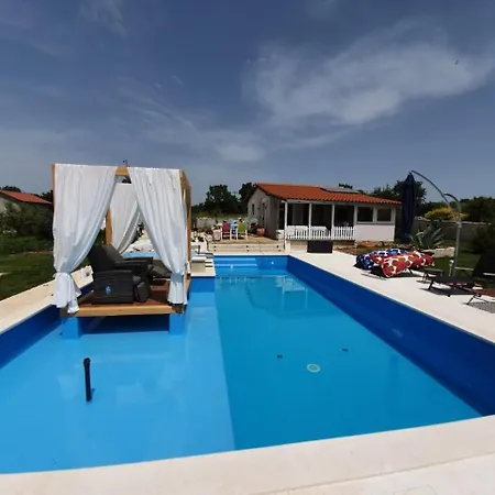 House Bilos